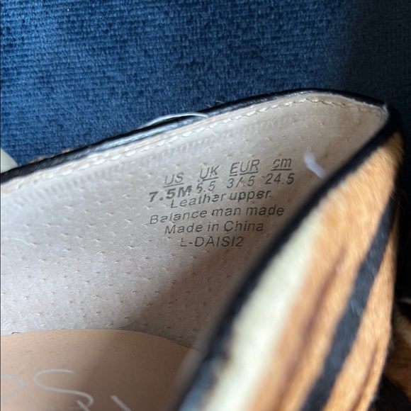 Franco Sarto Daisi Animal Print Pointed Toe Heels Leather & Fur - Picture 10 of 12